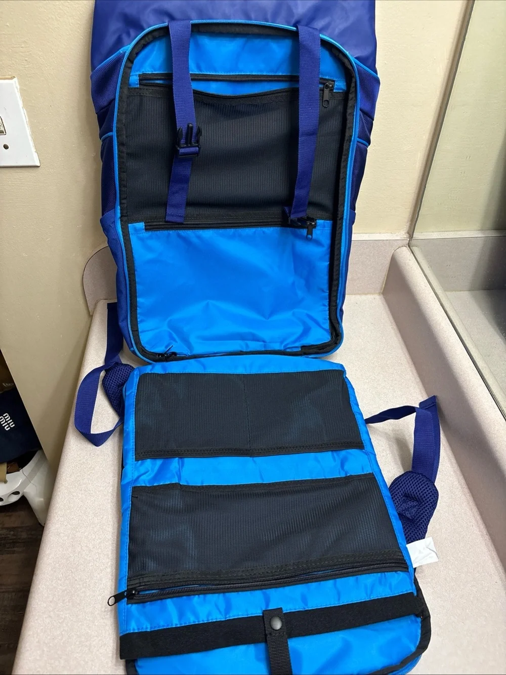 VMware by Broadcom 2025 Explore Laptop Travel Blue Backpack Holds 16” Laptops
